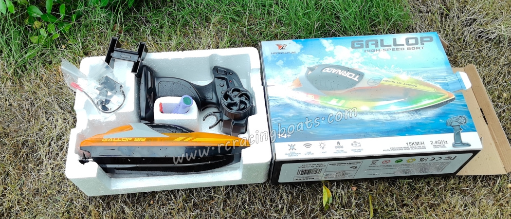 HONGXUNJIE HJ819 RC Boat Mini High Speed Racing Boat for Children