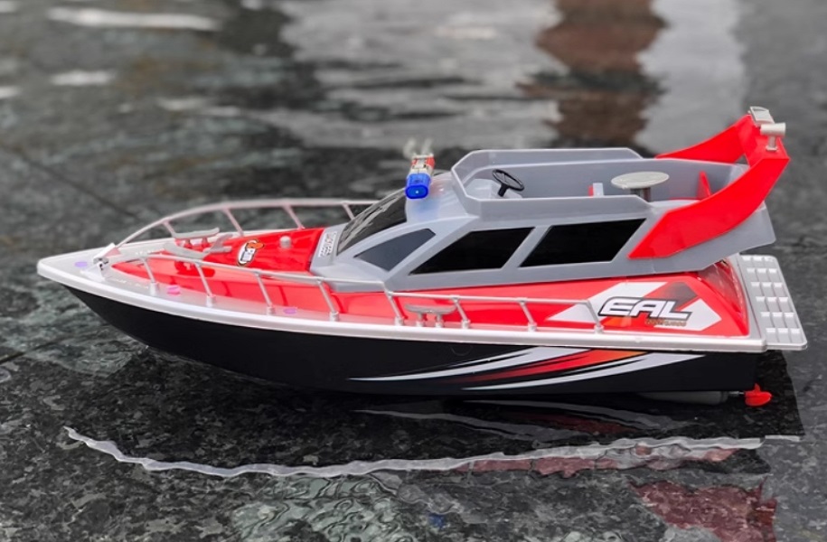 Heng Tai 2875B Remote Control High Speed Boat