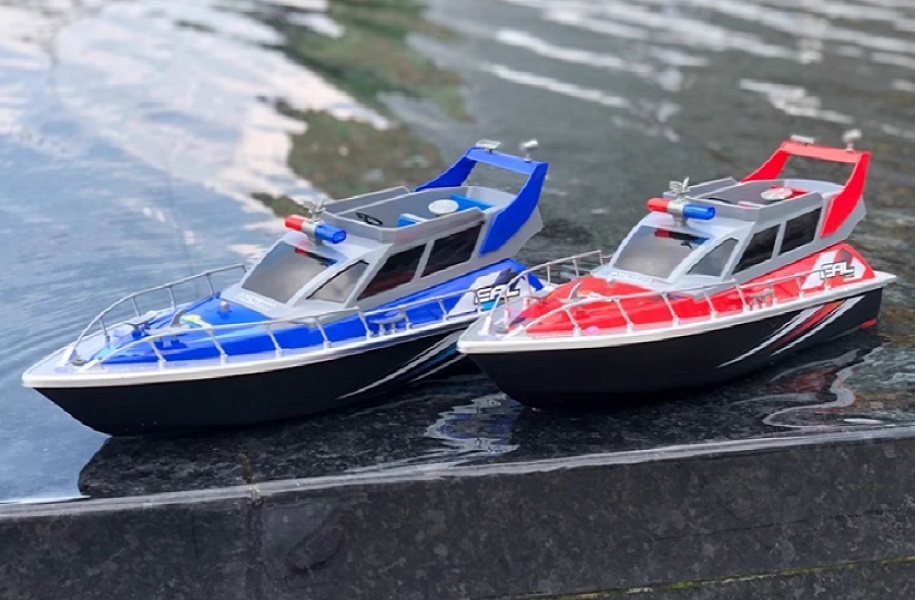 Heng Tai 2875B Remote Control High Speed Boat Sailing